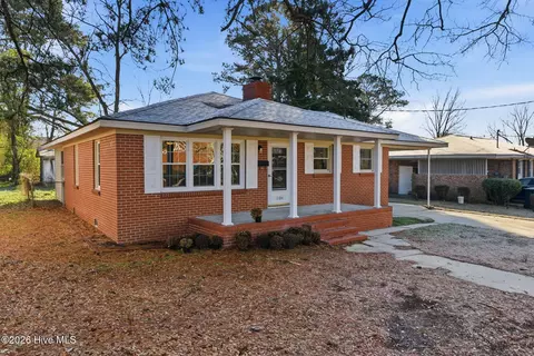 1104 Devereaux St, Goldsboro, NC 27530
