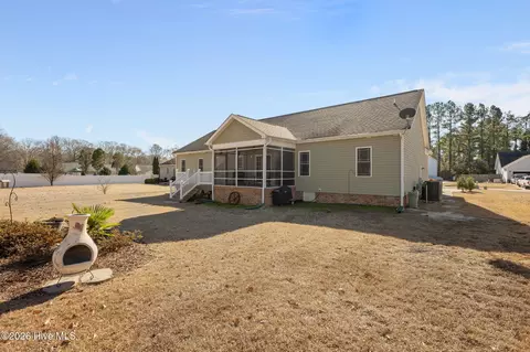 Exterior - 134 Pine Cove Rd, New Bern, NC 28562 photo 6 of 7
