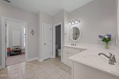Bath - 134 Pine Cove Rd, New Bern, NC 28562 photo 5 of 8