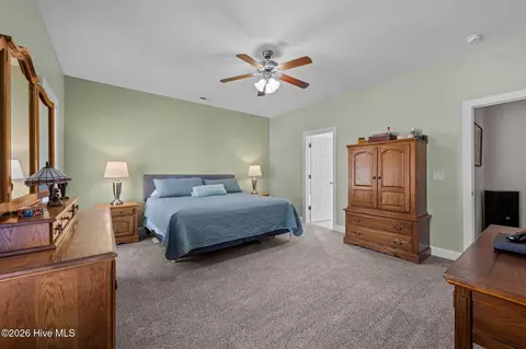 Bedroom - 134 Pine Cove Rd, New Bern, NC 28562 photo 2 of 6