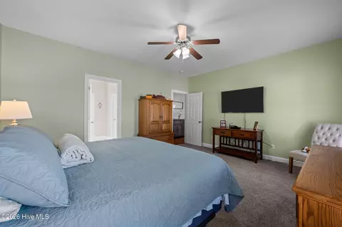 Bedroom - 134 Pine Cove Rd, New Bern, NC 28562 photo 1 of 6
