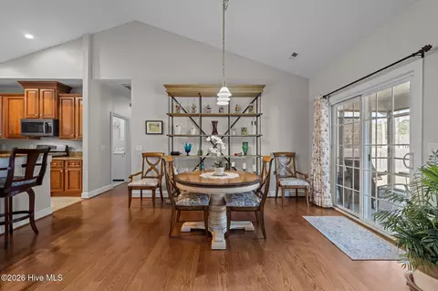 Dining - 134 Pine Cove Rd, New Bern, NC 28562 photo 3 of 4