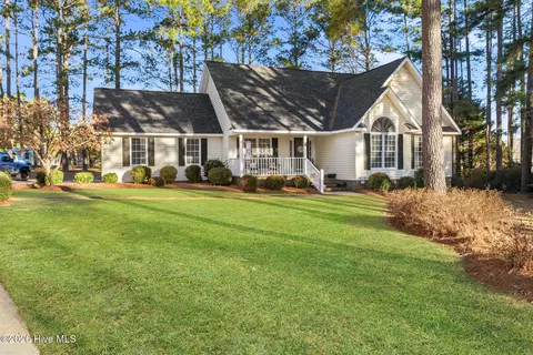 12661 Doe Cir, Laurinburg, NC 28352
