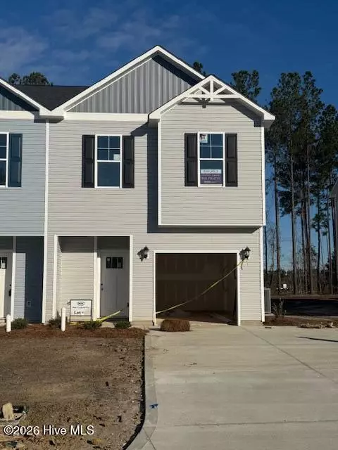 116 Crab Claw Spit Ln, Jacksonville, NC 28546
