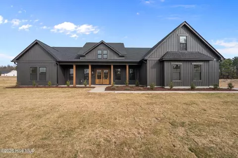 265 Jim S Rd, Cameron, NC 28326
