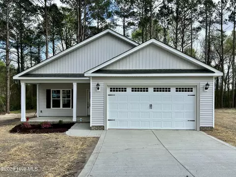 1775 Walnut Run Dr, Deep Run, NC 28525