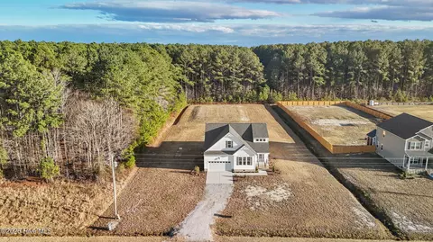152 Mcpherson Rd, South Mills, NC 27976