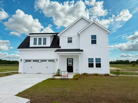 750 Aria Ln, Hubert, NC 28539