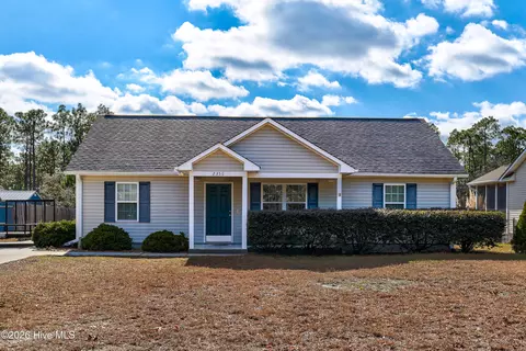 2350 Clinton Rd, Southport, NC 28461