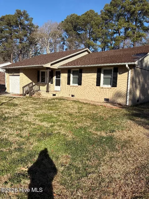 2004 Cedar Point Cir, Elizabeth City, NC 27909