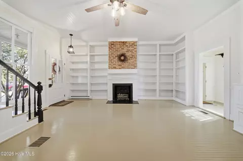 Living - 201 Main St, Gatesville, NC 27938 photo 1 of 4