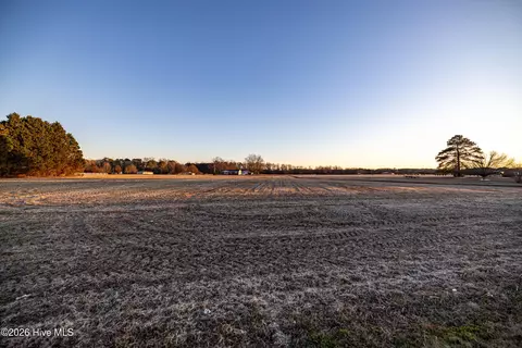 0 Nc 42 W, Kenly, NC 27542