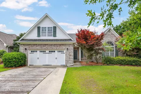 717 Royal Bonnet Dr, Wilmington, NC 28405