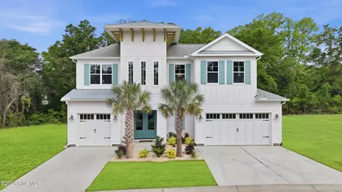 1506 Coastal Cove Ln, Calabash, NC 28467