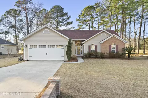 9 Golf Crest Ct, Carolina Shores, NC 28467