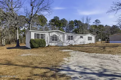 298 Foxwood Trail Rd, New Bern, NC 28560
