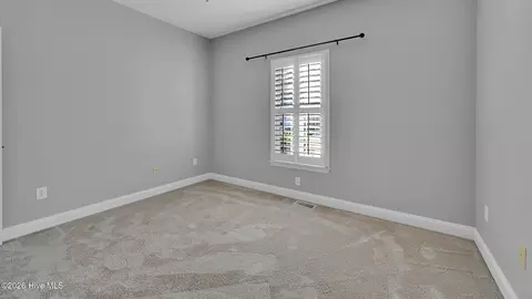 Bedroom - 104 Fairview Ln, Chocowinity, NC 27817 photo 4 of 6
