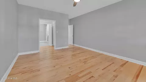Bedroom - 104 Fairview Ln, Chocowinity, NC 27817 photo 3 of 6