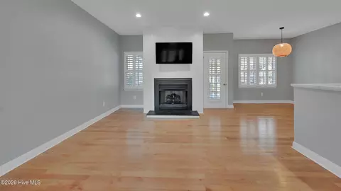 Living - 104 Fairview Ln, Chocowinity, NC 27817 photo 1 of 3