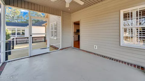 Exterior - 104 Fairview Ln, Chocowinity, NC 27817 photo 5 of 14