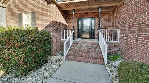 Exterior - 104 Fairview Ln, Chocowinity, NC 27817 photo 2 of 14