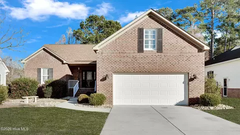 104 Fairview Ln, Chocowinity, NC 27817