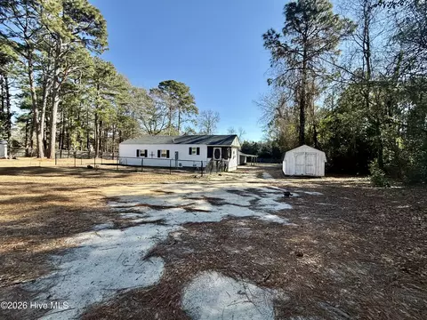 405 Mckinnon St, Hamlet, NC 28345