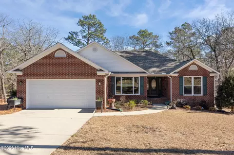 125 Dublin Ct, Carthage, NC 28327