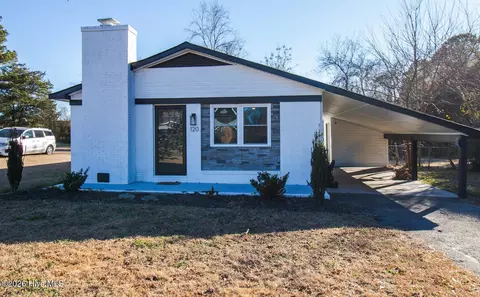 120 Erik Dr, Dudley, NC 28333