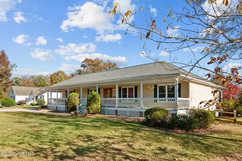 Exterior - 155 Teachs Cove Rd, Bath, NC 27808 photo 3 of 3