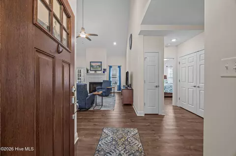 Entry Way - 142 Grantham Pl, New Bern, NC 28560 photo 1 of 1
