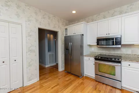 Kitchen - 2 Westchester Pl, Pinehurst, NC 28374 photo 3 of 4