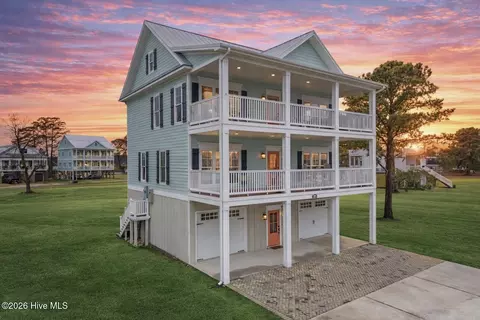 290 Whichard Ln, Chocowinity, NC 27817