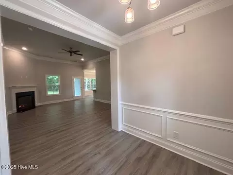 Entry Way - 110 Firethorn Cir, Wallace, NC 28466 photo 1 of 5