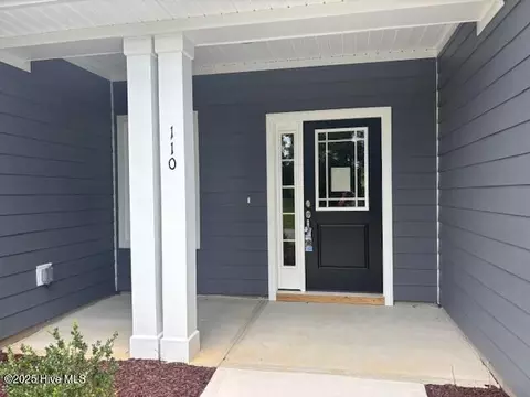 Exterior - 110 Firethorn Cir, Wallace, NC 28466 photo 1 of 4