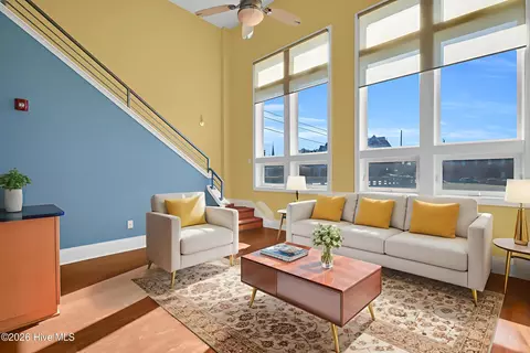 619 N 4th St #103, Wilmington, NC 28401