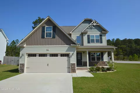 721 Addor Dr, Richlands, NC 28574