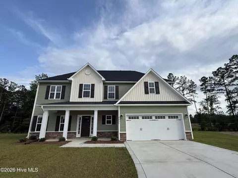 1025 Croaker Ct, New Bern, NC 28562