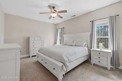 Bedroom - 410 Compass Pt, Hampstead, NC 28443 photo 8 of 14