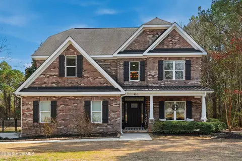 410 Compass Pt, Hampstead, NC 28443