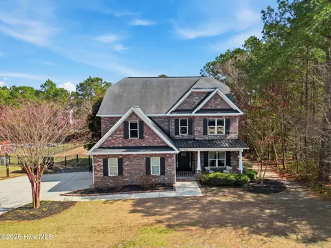 Exterior - 410 Compass Pt, Hampstead, NC 28443 photo 2 of 6