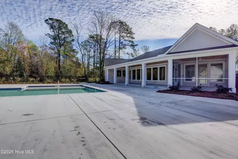 Exterior - 233 Hampton Ct, Hampstead, NC 28443 photo 12 of 14