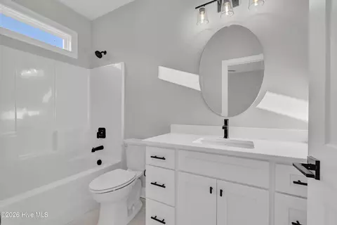 Bath - 233 Hampton Ct, Hampstead, NC 28443 photo 5 of 6