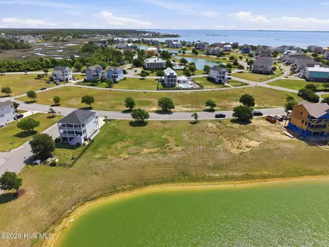 847 Cannonsgate Dr, Newport, NC 28570