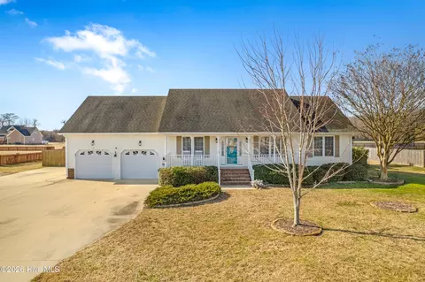 113 Becca Dr, Elizabeth City, NC 27909