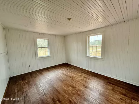 Bedroom - 4549 Loop Rd, Scranton, NC 27875 photo 4 of 5