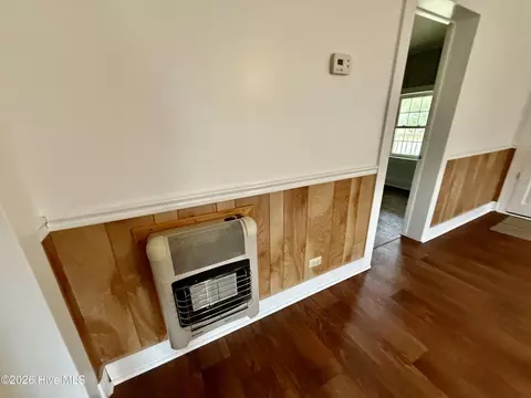 Entry Way - 4549 Loop Rd, Scranton, NC 27875 photo 1 of 1
