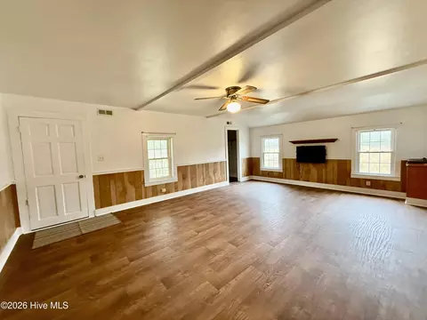 Living - 4549 Loop Rd, Scranton, NC 27875 photo 2 of 2