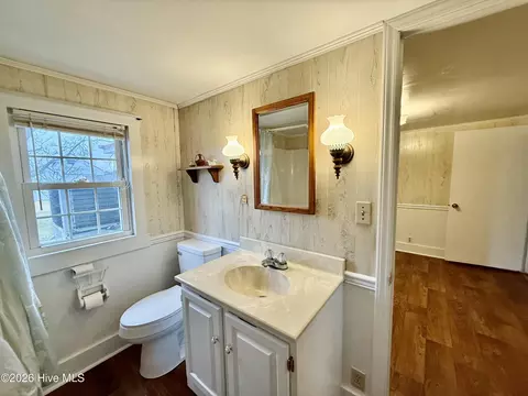 Bath - 4549 Loop Rd, Scranton, NC 27875 photo 2 of 3