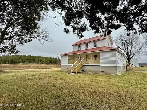4549 Loop Rd, Scranton, NC 27875